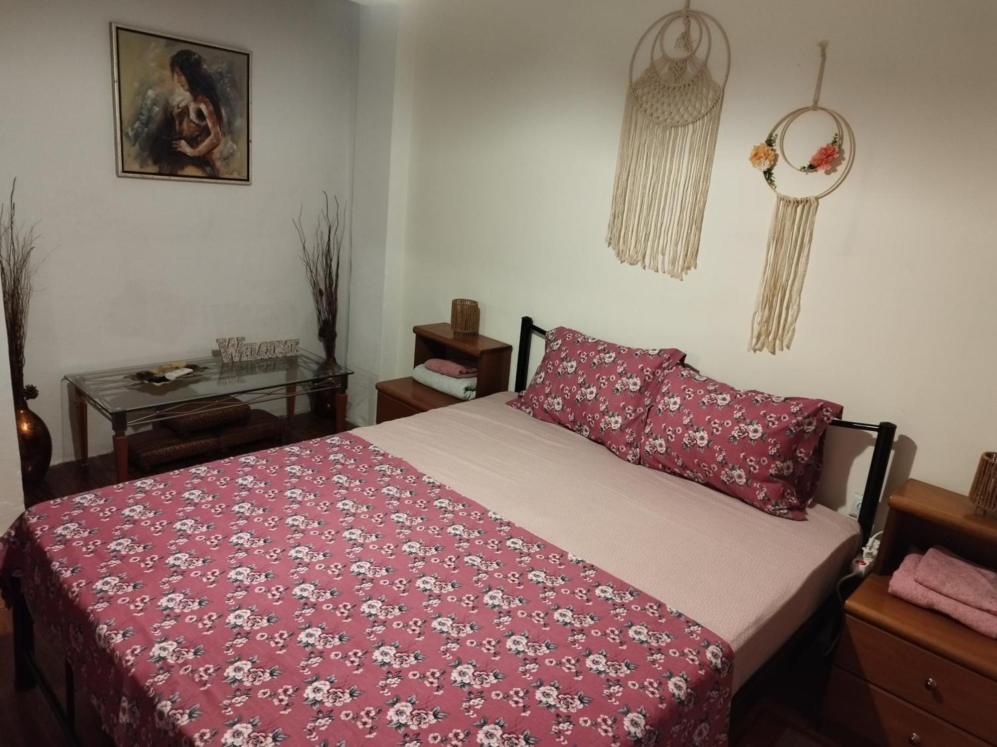 Private Rooms In Shared House Салоники Экстерьер фото